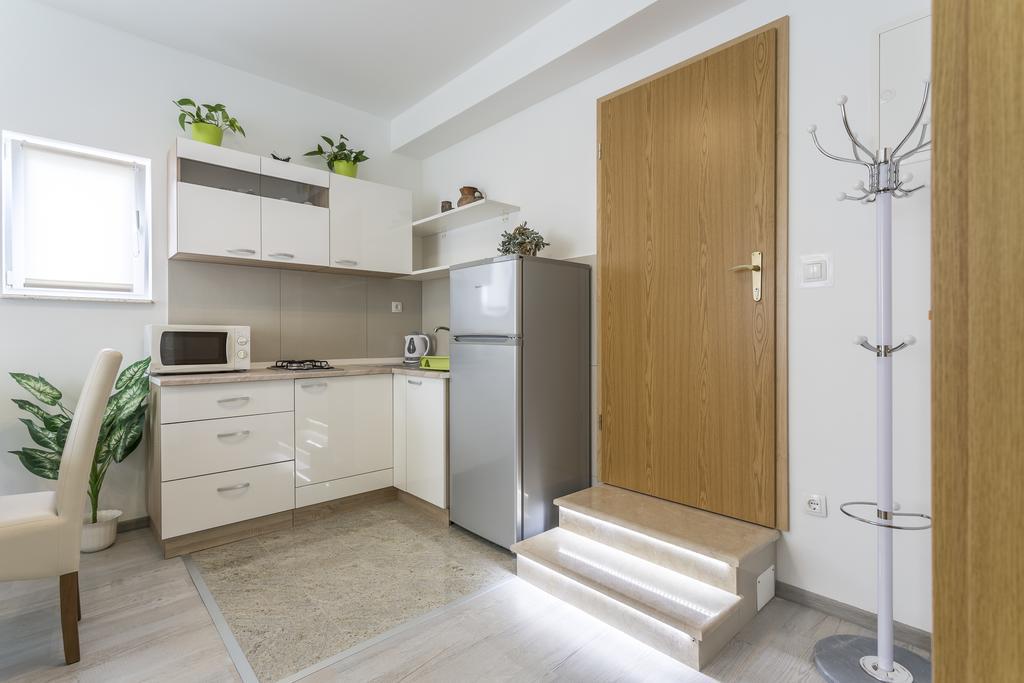 Sky Apartments Подстрана Экстерьер фото